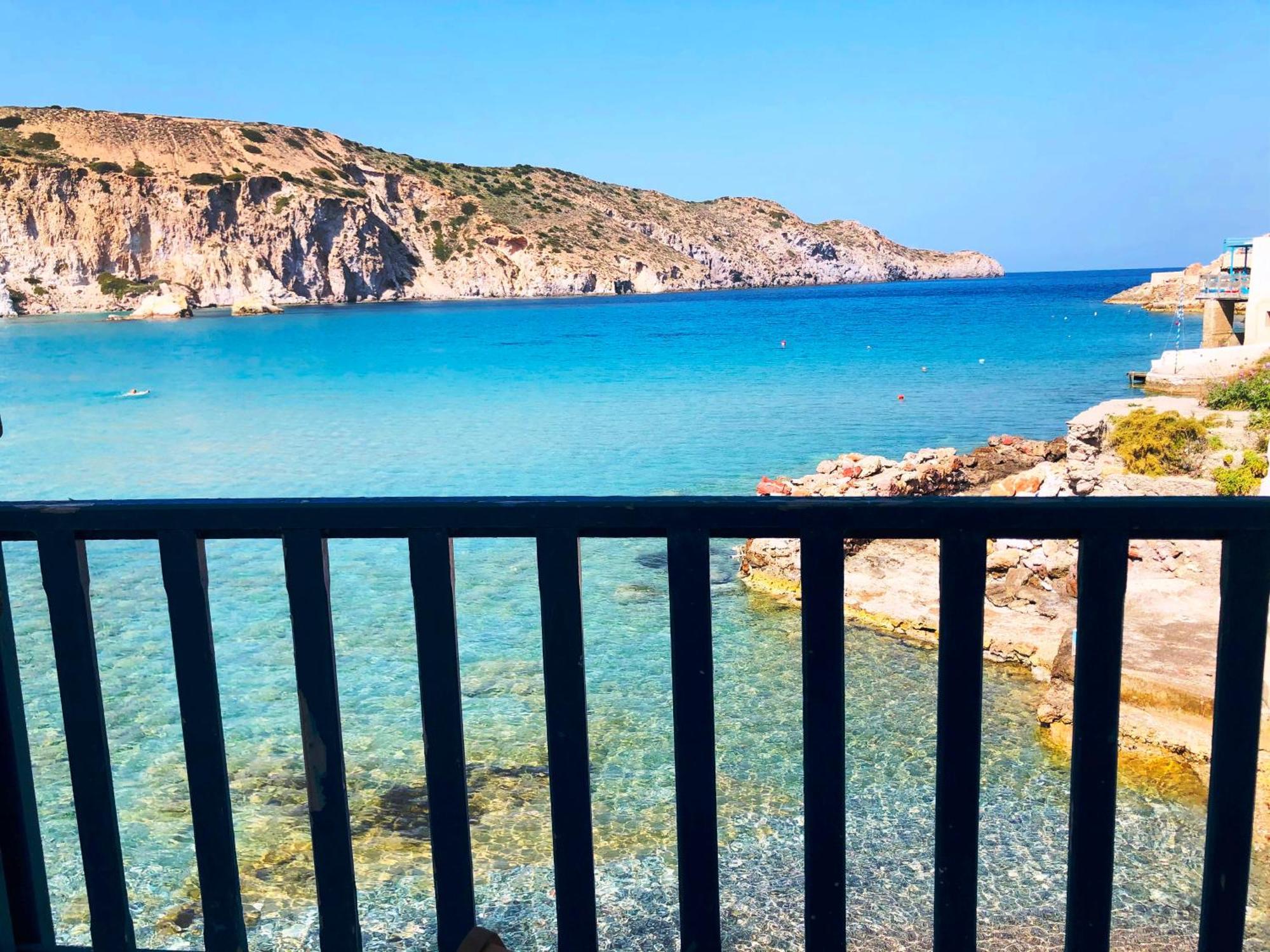 Salty Kisses And Sandy Toes Firopotamos Exteriér fotografie